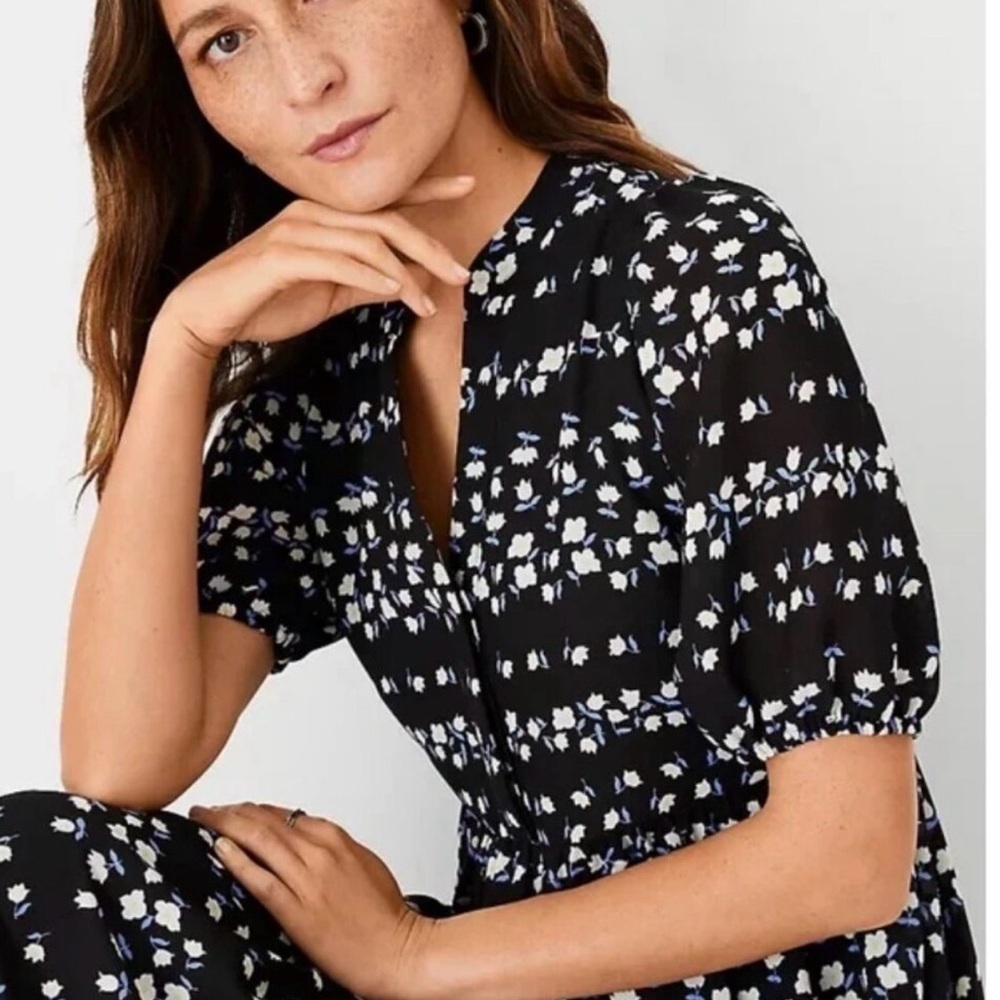 NWT Ann Taylor Navy Floral Chain Tiered Maxi Shirtdress Size Medium M 8 10 - Picture 3 of 9